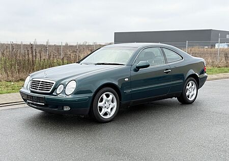 Mercedes-Benz CLK 200 **TÜV/AU NEU**Erstlack, rostfrei, 1.Hand
