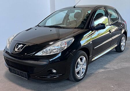 Peugeot 206 + Basis *Klimaanlage*