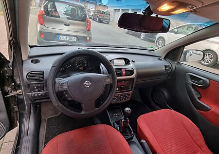 Opel Corsa 1.2 - C TÜV neu Fahrbereit