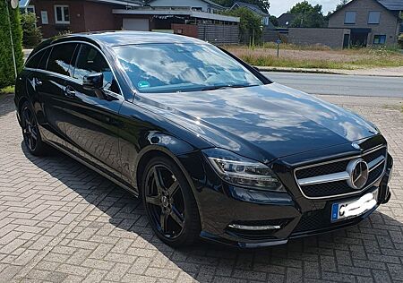 Mercedes-Benz CLS 350 Shooting Brake CLS 350 CDI Shooting Brake AMG-Line
