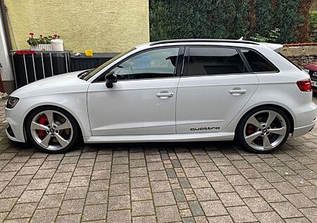 Audi RS3 2.5 TFSI S tronic quattro Sportback -