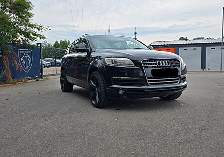 Audi Q7 3.0 TDI (DPF) quattro tiptronic -