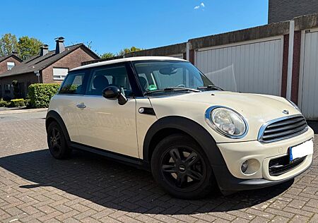 Mini ONE 55kW Pepper White