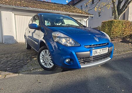 Renault Clio /NAVI/TÜV03-27/KLIMA/SCHECKHEFT/XENON/F-HEBE