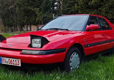 Mazda 323 F Oldtimer Topzustand!