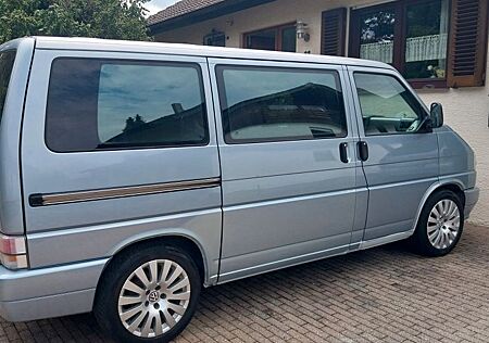 VW T4 Caravelle Volkswagen 2.5 Kat Standard