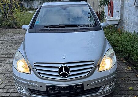 Mercedes-Benz B 200 mit Brabus Umbau