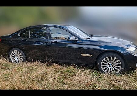 BMW 730Ld | Lack Schwarz | Leder Braun
