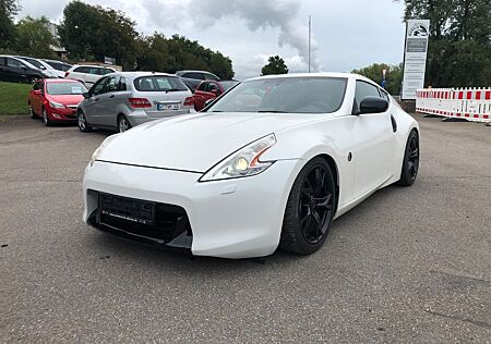 Nissan 370Z 3.7 ALCANTARA KLIMA NAVI SHZ 330PS