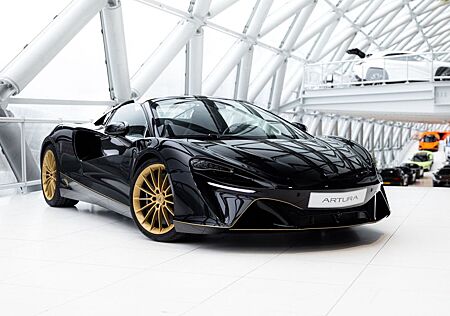 McLaren Artura Spider 3.0 V6 Plug-in | JPS Livery | Tech