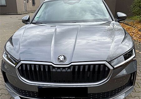 Skoda Superb 1.5 TSI mHEV DSG Selection Combi Sele...