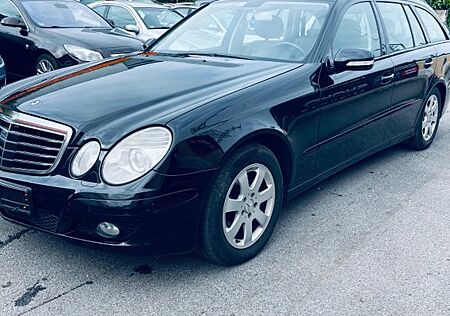 Mercedes-Benz E 280 E -Klasse T-Modell T CDI 7 Sitzplätz