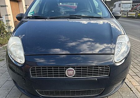 Fiat Punto 1.4 - TÜV NEU bis 03/2028 · Technisch ok
