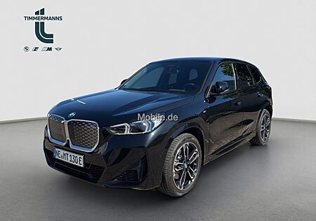 BMW iX1 xDrive30 M Sportpaket Head-Up Memory vorn
