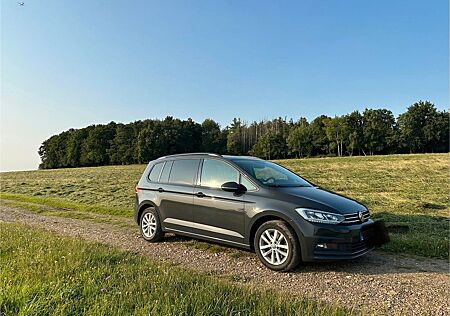 VW Touran Volkswagen 1.6 TDI SCR DSG Comfortline Comfortline