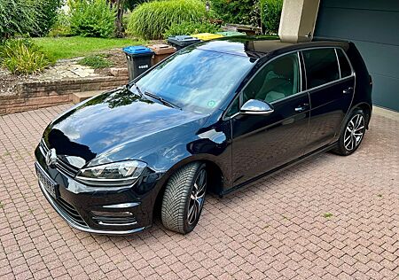 VW Golf Volkswagen 1.4 TSI 92kW DSG BMT Highline Highline