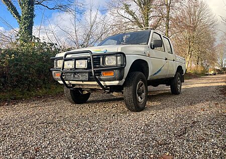 Nissan Navara (MD21)