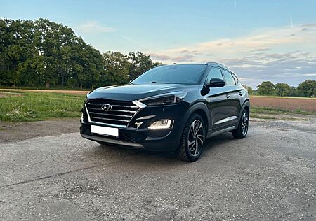 Hyundai Tucson 1.6 T-GDI Premium 4WD LHZ+CARPLAY+KRELL