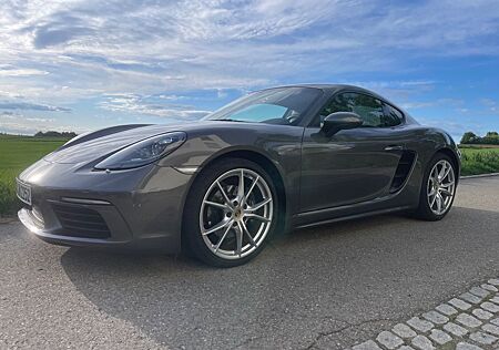 Porsche Cayman 718 (982) mit Approved Garantie
