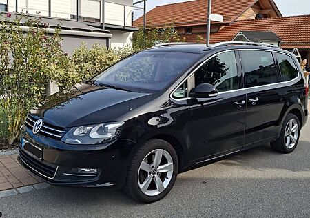 VW Sharan Volkswagen mit Allem 7Sitz/Alcan/DynAud/Pano/Kame