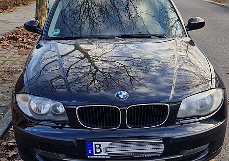 BMW 116i mit neuem TÜV bis April 2027