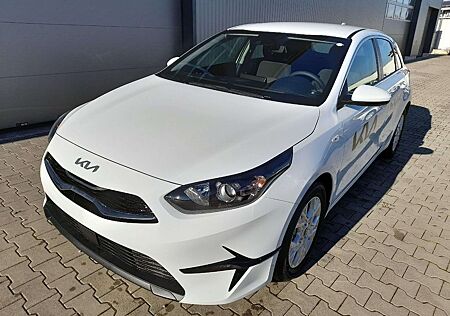 Kia Cee'd Ceed / cee d Vision 1.0T Navigationssystem LED-R