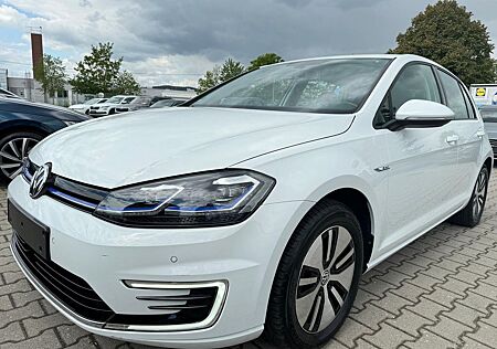 VW Golf Volkswagen VII Lim. e- LED CCS Navi PDC ACC Alu