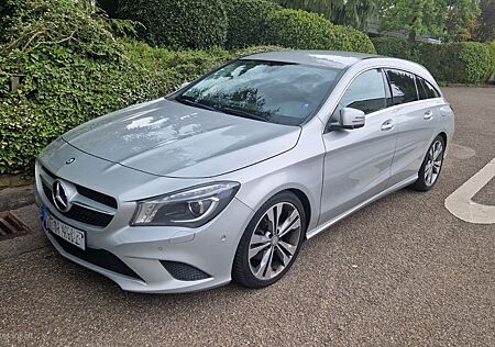 Mercedes-Benz CLA 180 Shooting Brake -