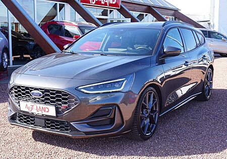 Ford Focus ST 2.3 EcoBoost LED Navi ACC Totwinkel DAB