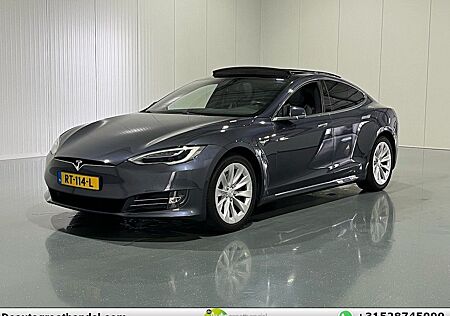 Tesla Model S 75 Autopilot | Pano