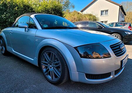 Audi TT Roadster 1.8T 132 kW -