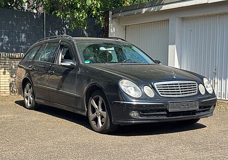 Mercedes-Benz E 280 CDI 4MATIC T AVANTGARDE AHK+PDC+TÜV NEU