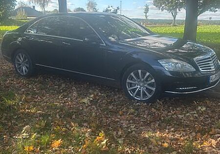 Mercedes-Benz S 350 BlueTEC 4MATIC L -