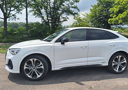Audi Q3 35 TFSI S tronic 2x S line Black,AHK;LED;ACC
