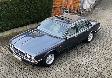 Jaguar XJ6 XJ40 4.0 S Last Edition