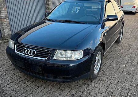 Audi A3 1.6 Ambiente