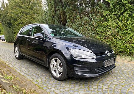 VW Golf Volkswagen VII Lim. Comfortline BMT