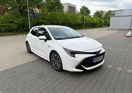 Toyota Corolla 2,0 Hybrid Club