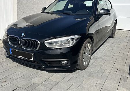 BMW 116i - Kombilimousine