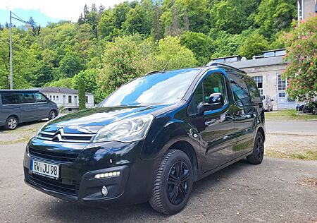 Citroën Berlingo Kombi Shine top Ausstattung