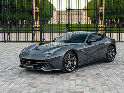 Ferrari F12 Berlinetta 2017 - only 10,600 km! great spec