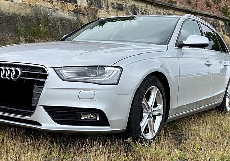 Audi A4 2.0 TFSI quattro Avant/ B&O/ AHK/ STHZ