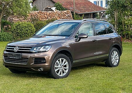 VW Touareg Volkswagen Top gepflegter V6