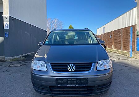 VW Touran Volkswagen Trendline