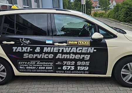 VW Touran Volkswagen 2.0 TDI DSG - 7 Sitze (Taxi)