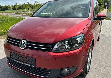 VW Touran Volkswagen Life BMT DSG aus 1-Hand