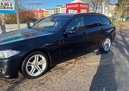 BMW 520d TOP ZUSTAND, CARPLAY ,KYELIS GO, HUD .