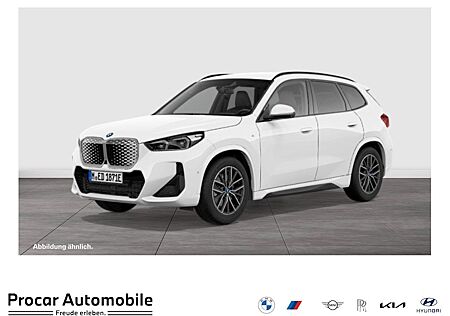 BMW iX1 xDrive30 M Sport AHK LED Comf.Pak. LM18