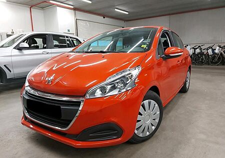 Peugeot 208 1.5 BLUE HDI * KLIMA * TEMPOMAT * 1.HAND