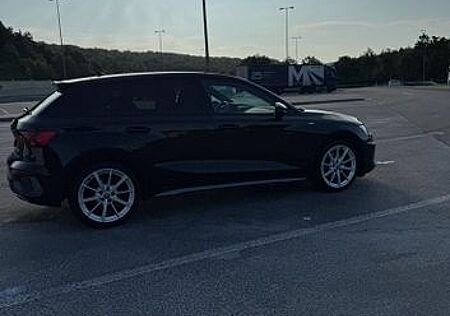 Audi A3 40 TFSI e S tronic Sportback -